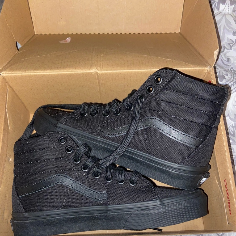 Black Van sneakers
